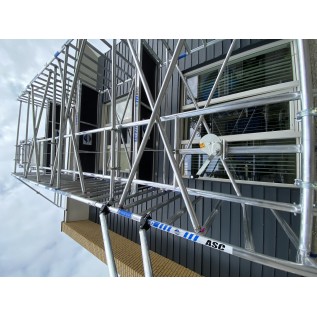 Elevador para montaje de placas solares 8,20 altura